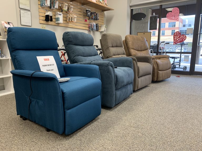 Seat-Lift Assist Recliner Chairs